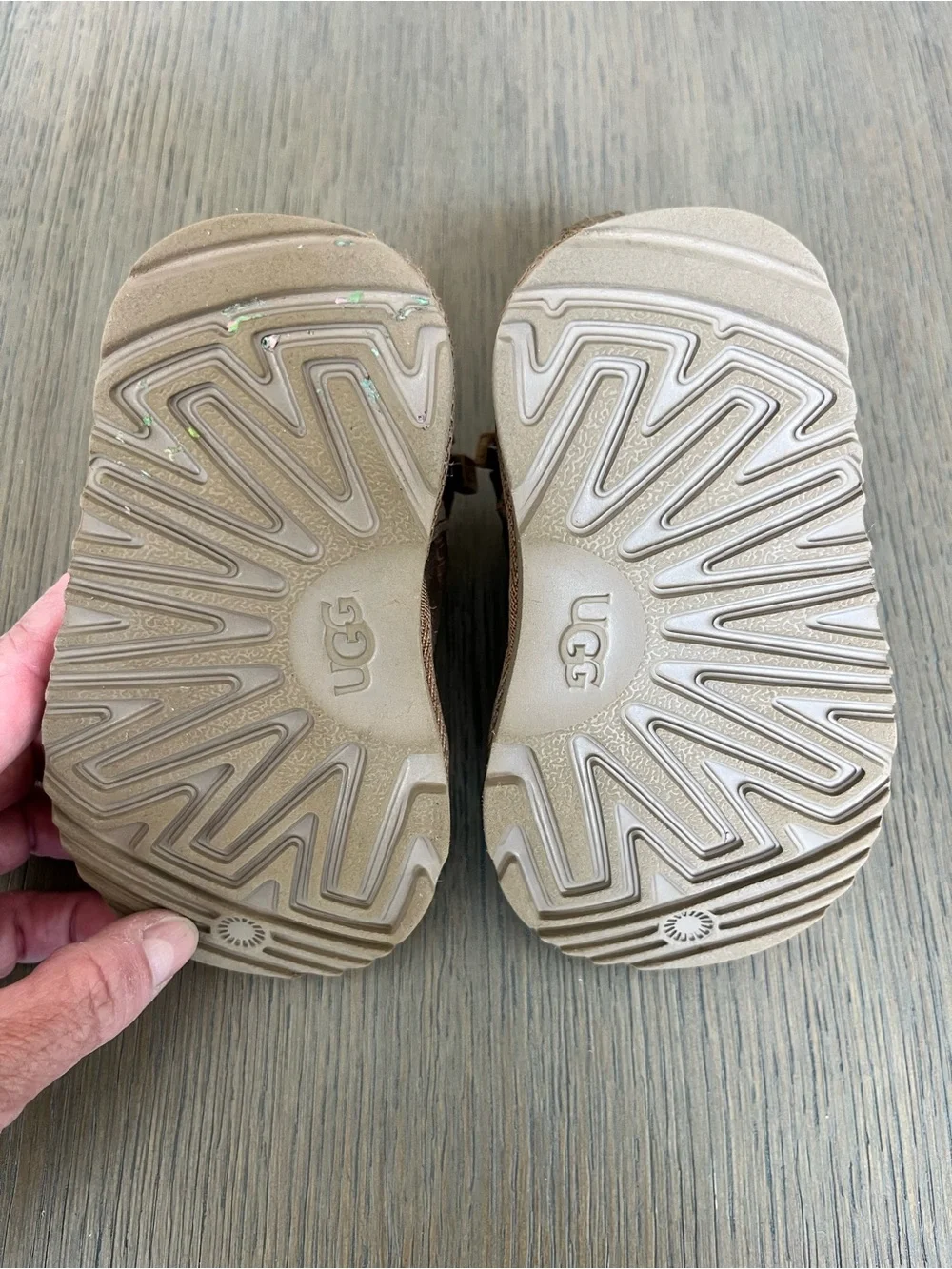 UGG Kids Chestnut Suede Shearling Mini Boots